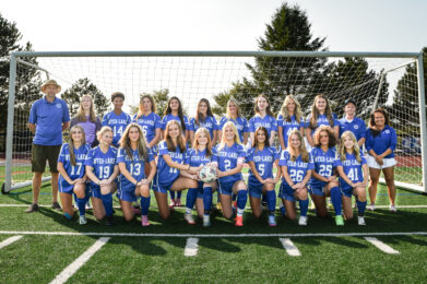25photosoccervarsitygirls