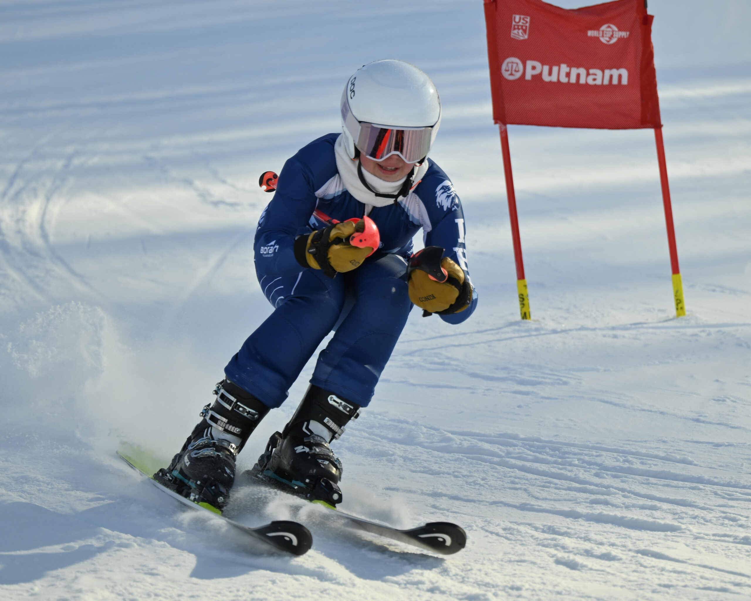 IHA Skiing