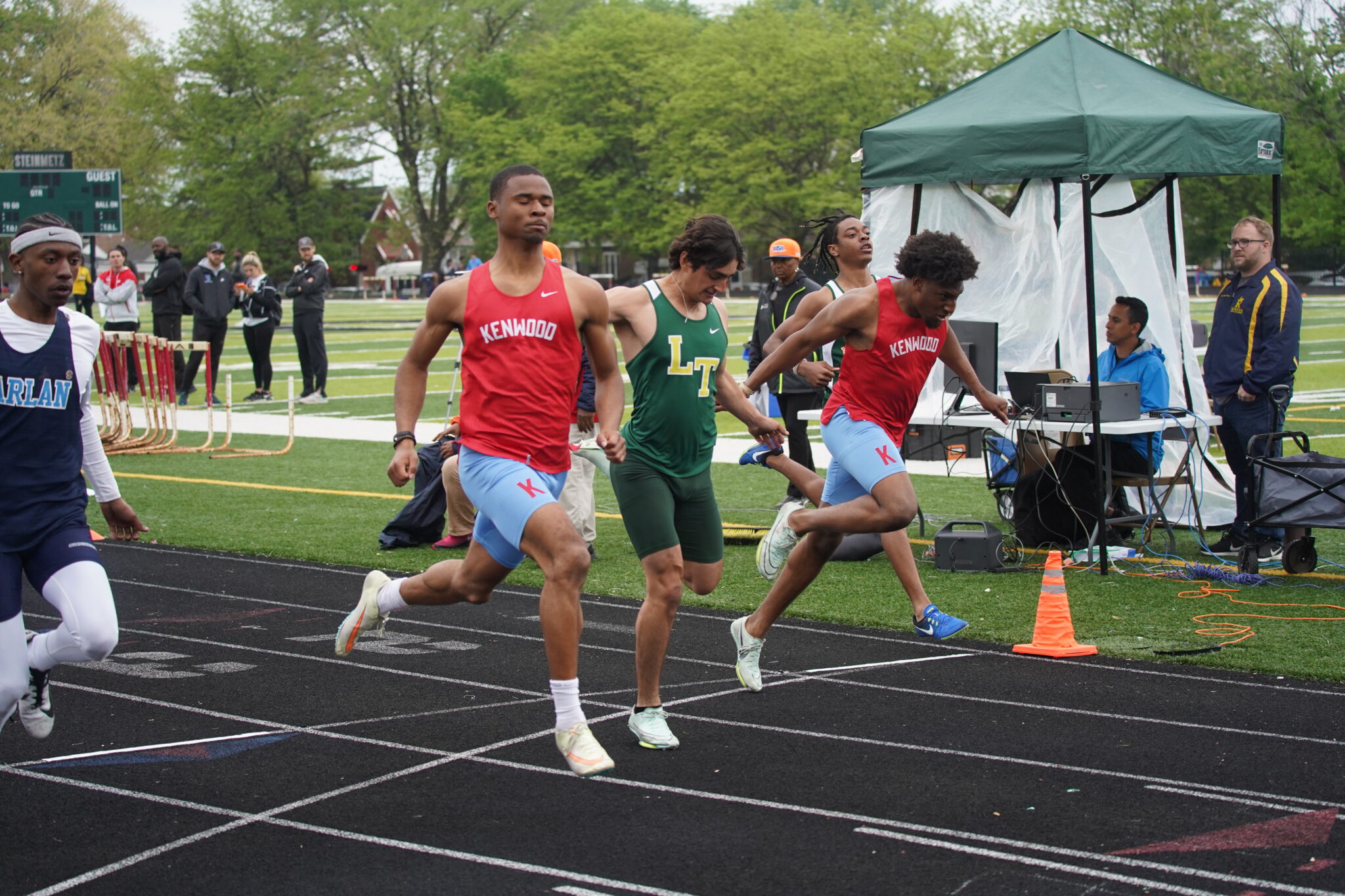 Morris, relays help lead Kenwood to first boys outdoor track and field