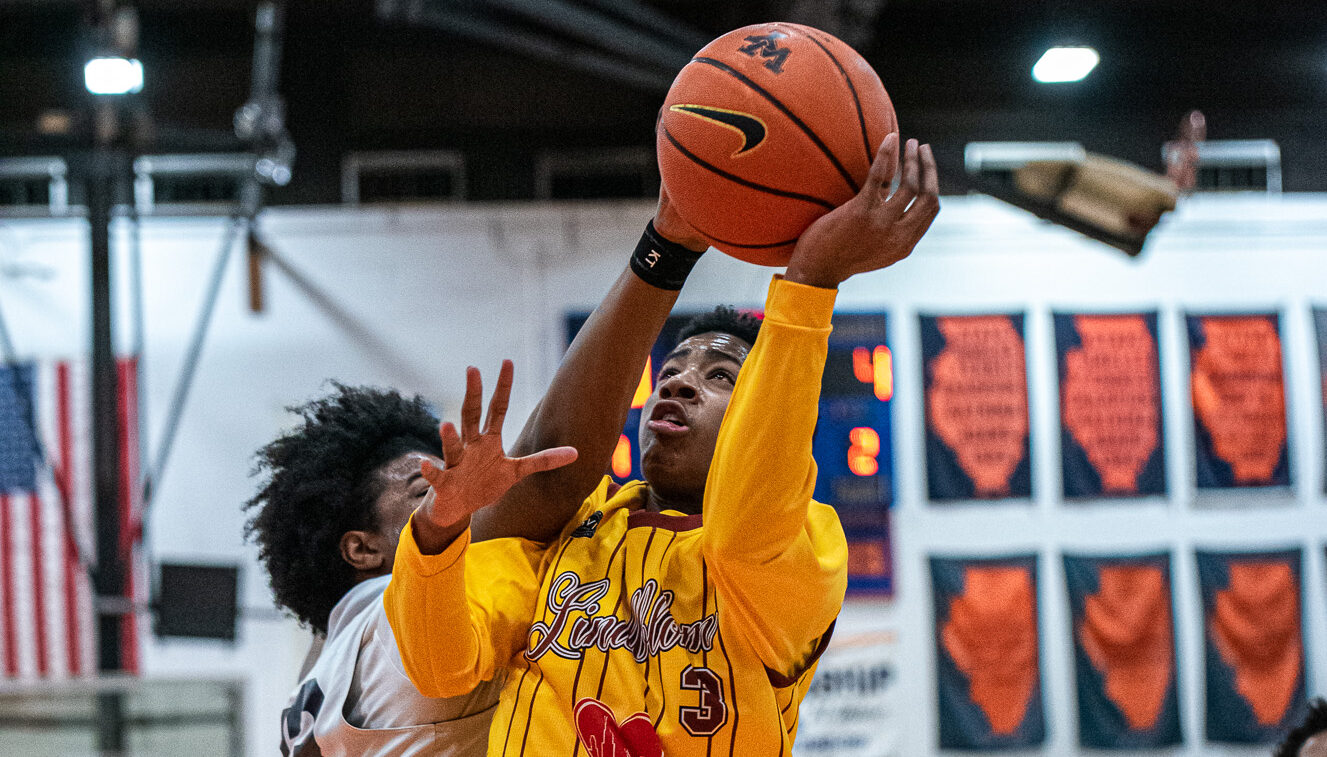 Lindblom 2 photo score basketabll championship 2023