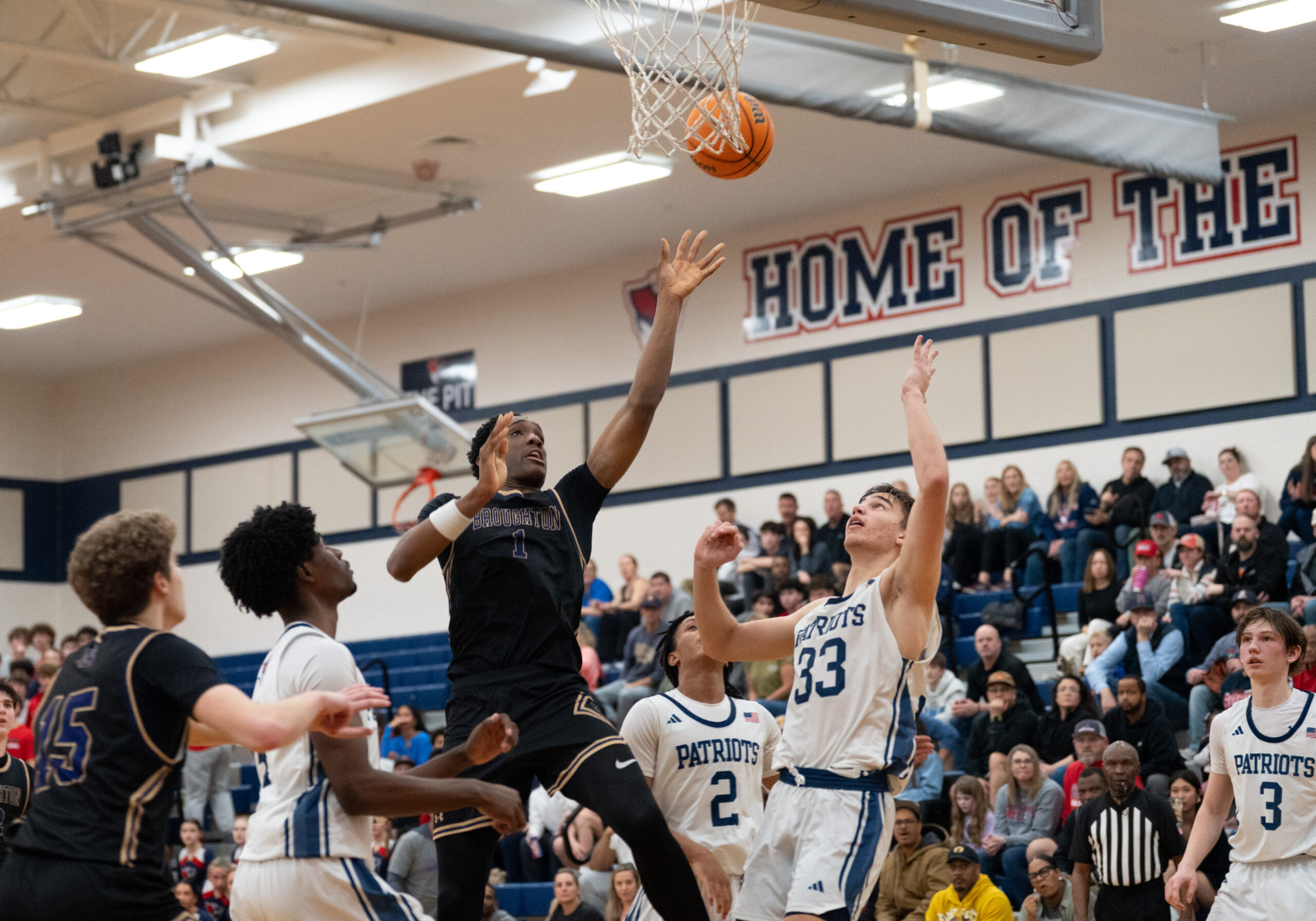 Jordan Page (1) of Broughton. Apex Friendship’s boys basketball team defeated Broughton 63-60 in the second round of the NCHSAA 8A state playoffs on Thursday, Feb. 26, 2026 (Photo: Nick Stevens/National Amateur Sports)