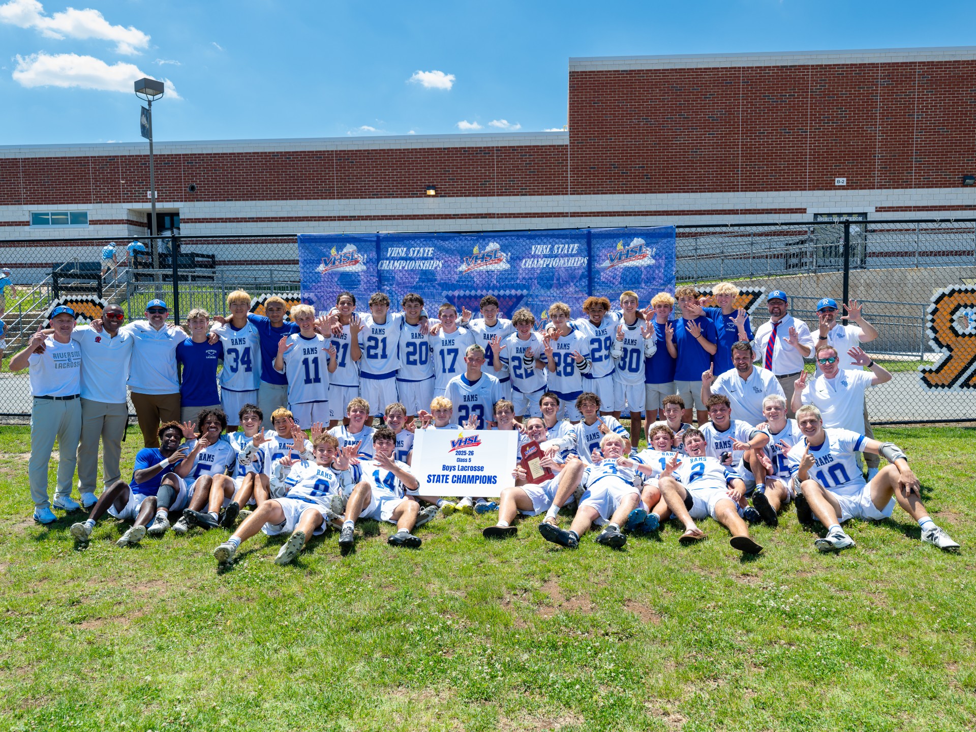 BLAX Ship 26