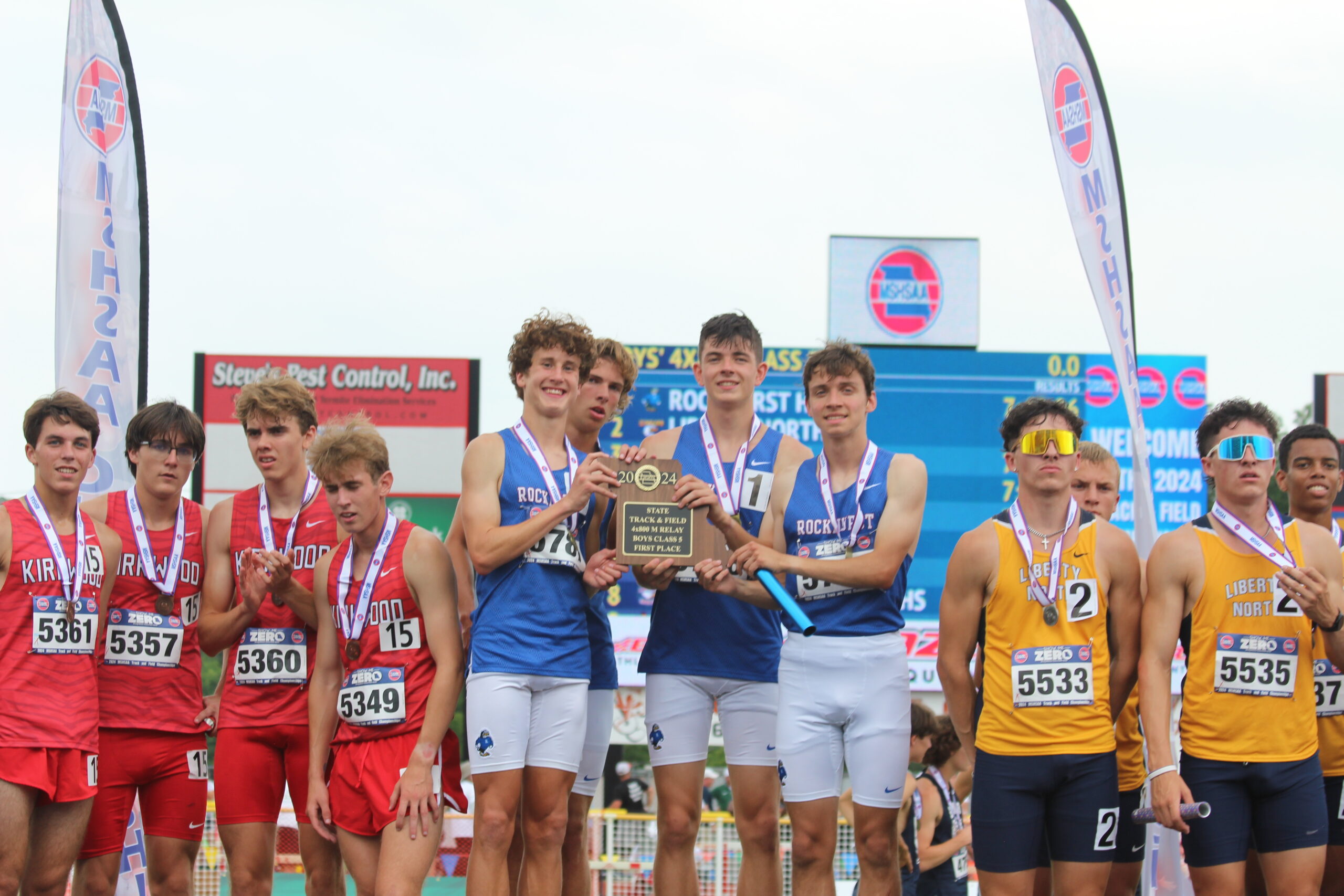 4x8Podium