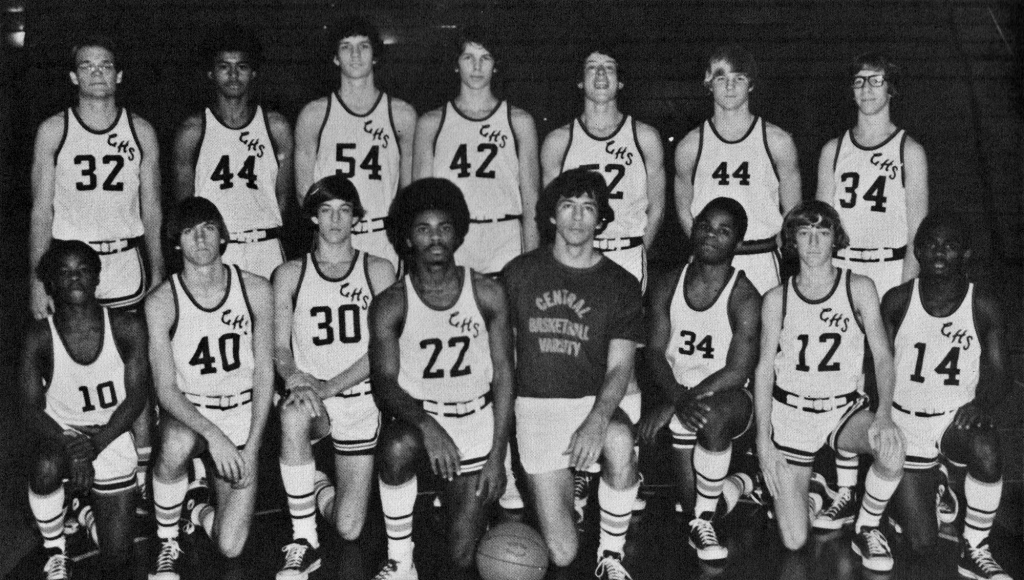 2016 - 1976 Mens Basketball Team