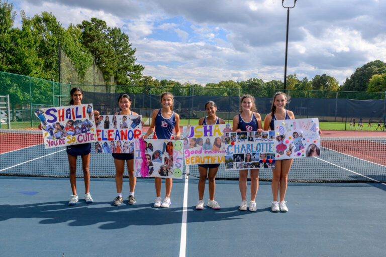Girls tennis SR.