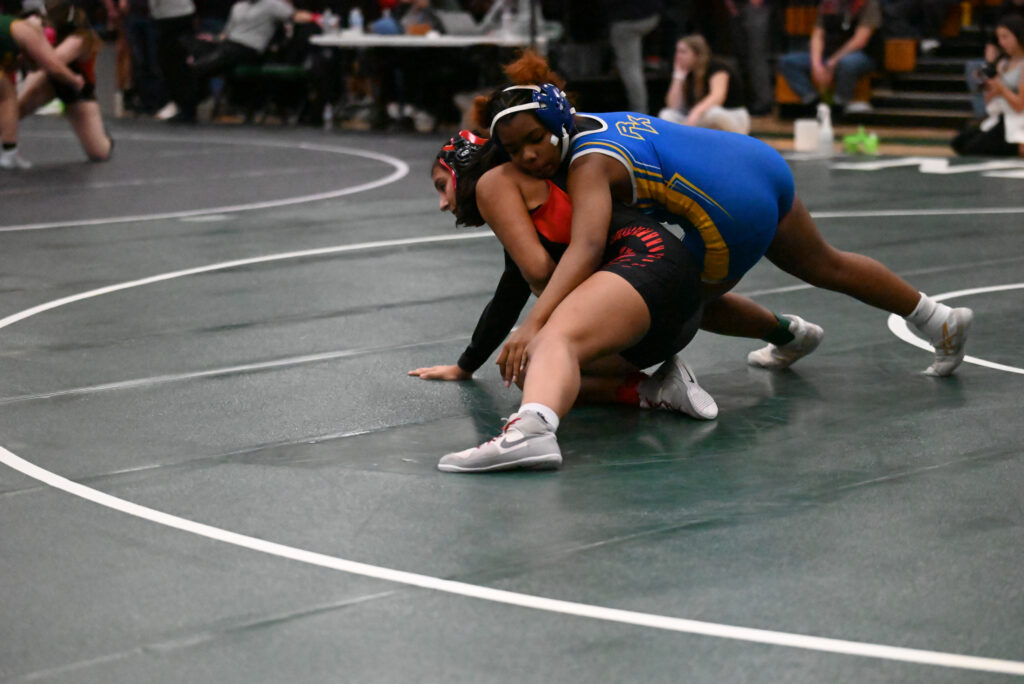 Rufus King Girls Wrestling
