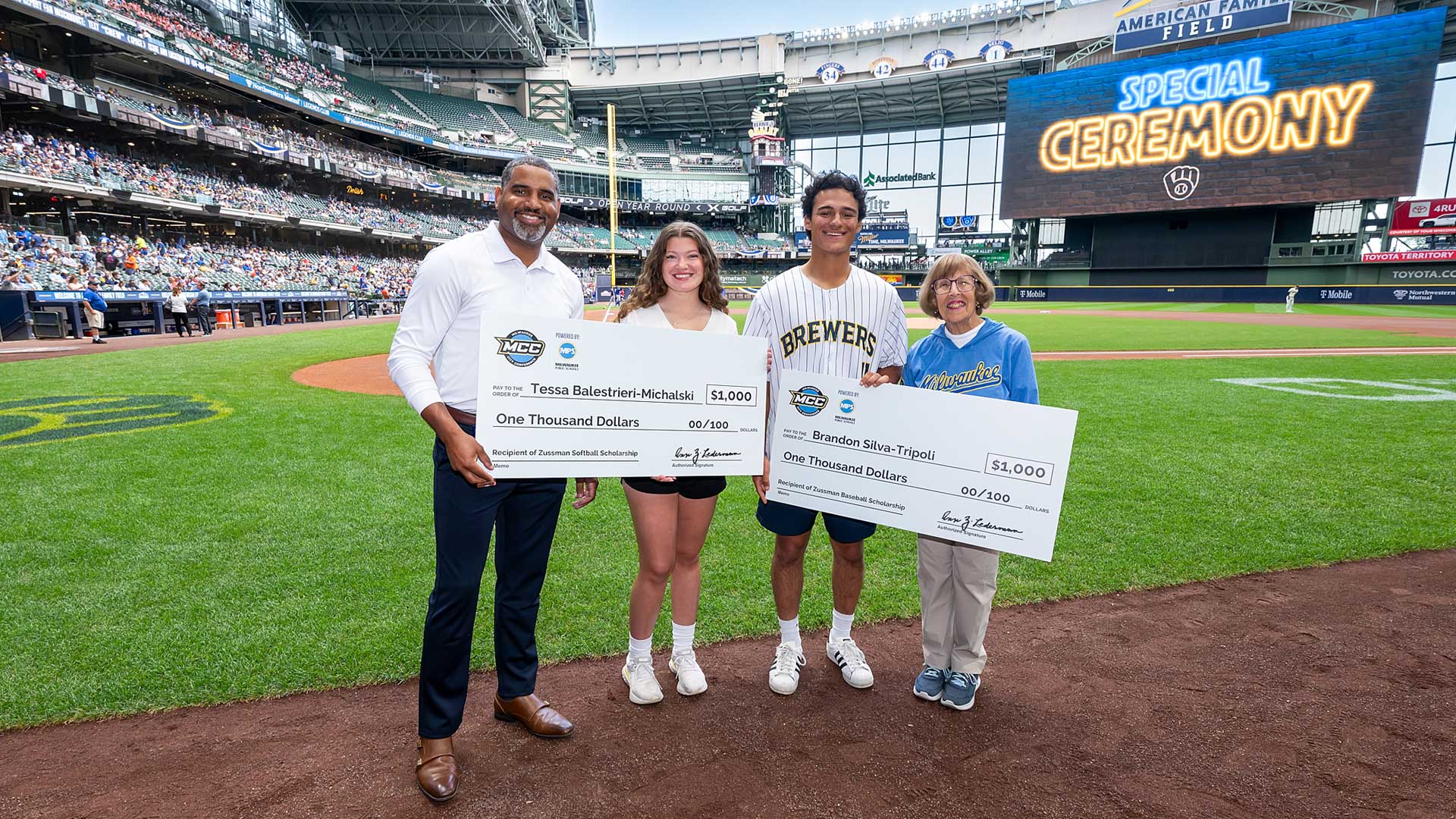 Brandon Silva-Tripoli and Tessa Balestrieri-Michalski receive Zussman Scholarship at American Family Field