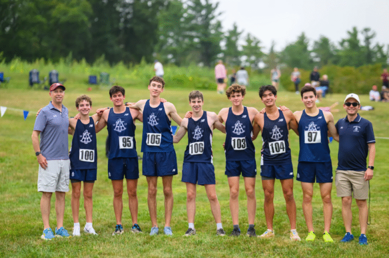 2025 Belmont Hill Cross Country team