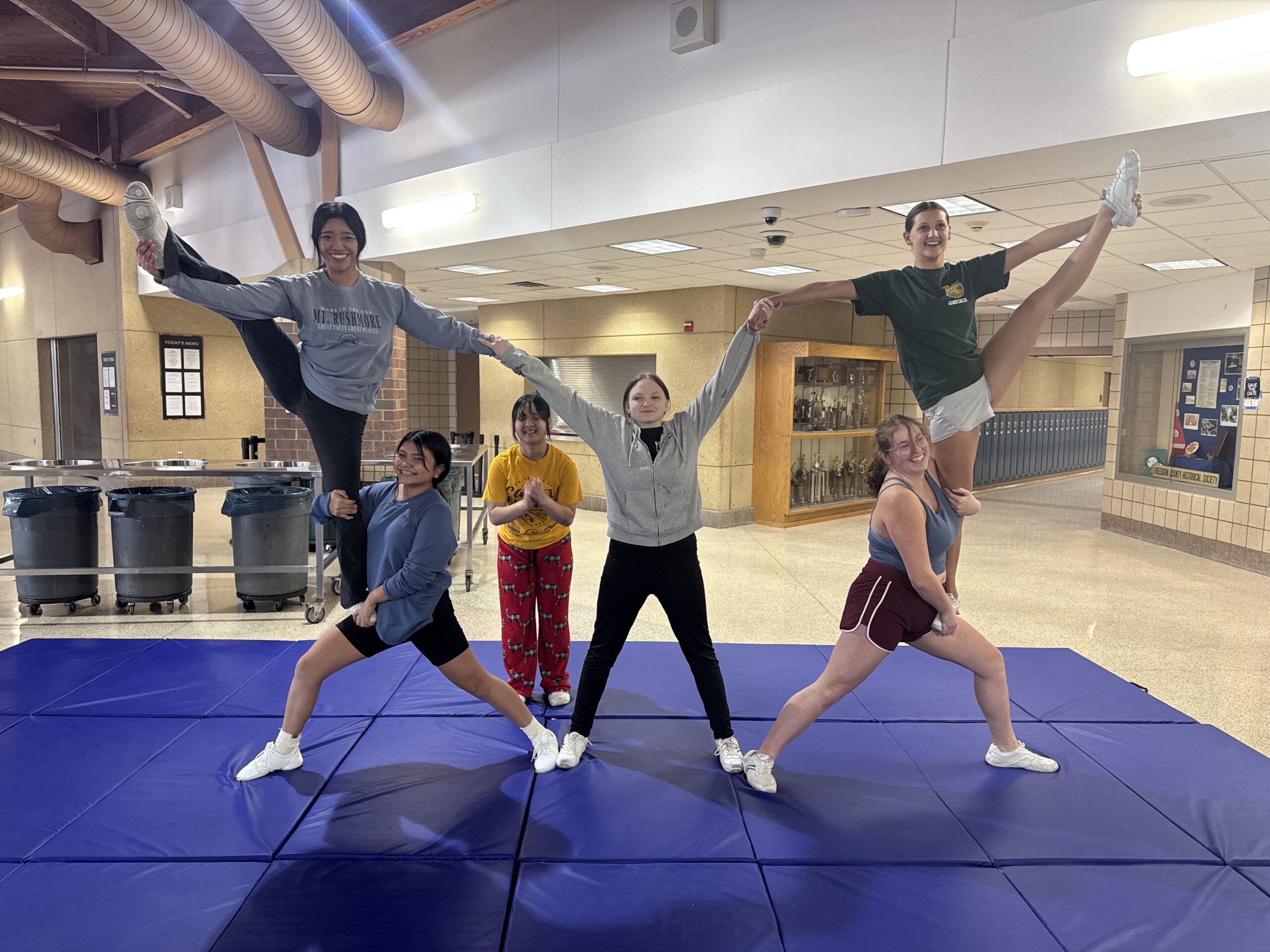 Cheer 3