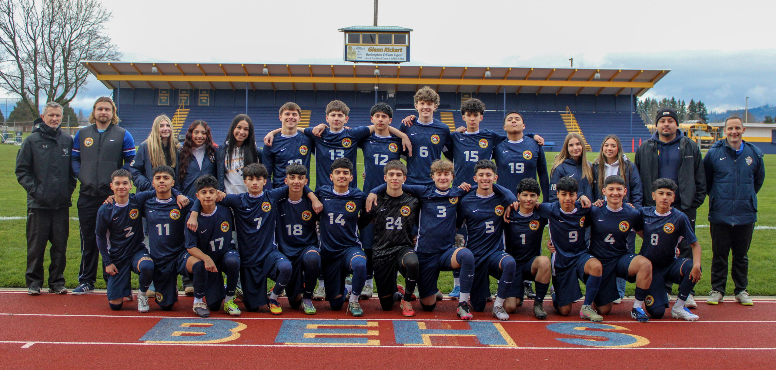 Team Photo-Varsity Boys Soccer | Burlington Edison High School (WA)