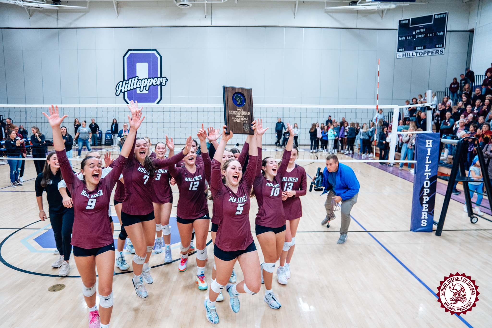 HHS Volleyball State Bound