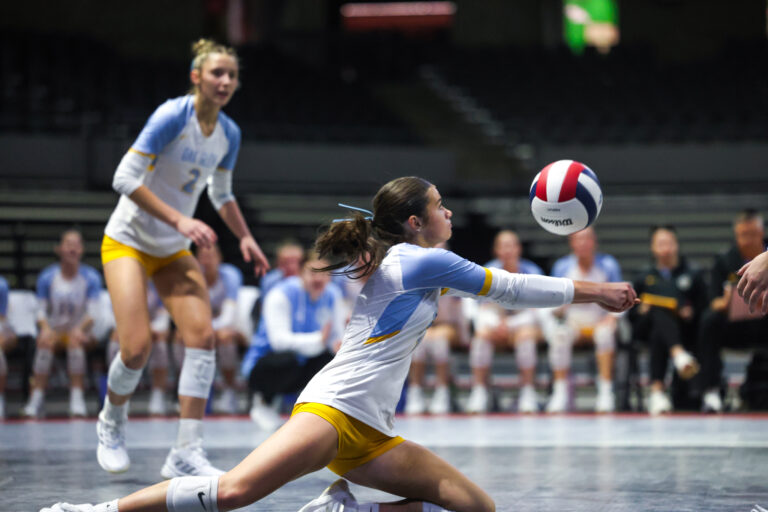 Oak Glen volleyball