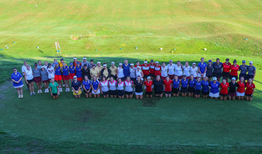 Group of girls golfers before starting their round