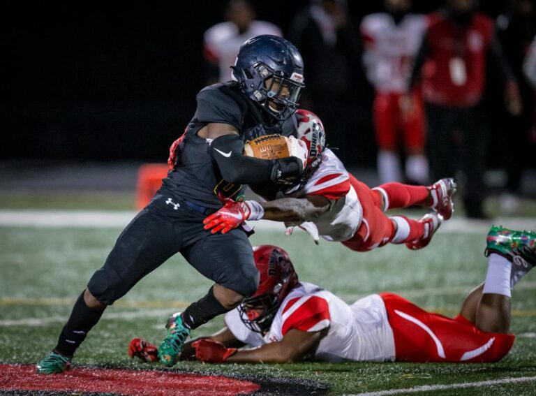 December 8, 2019: Photos from Dunbar vs. Friendship Collegiate - DCSAA AA Football Championship at Catholic University in Washington, D.C.. Cory Royster / Cory F. Royster Photography