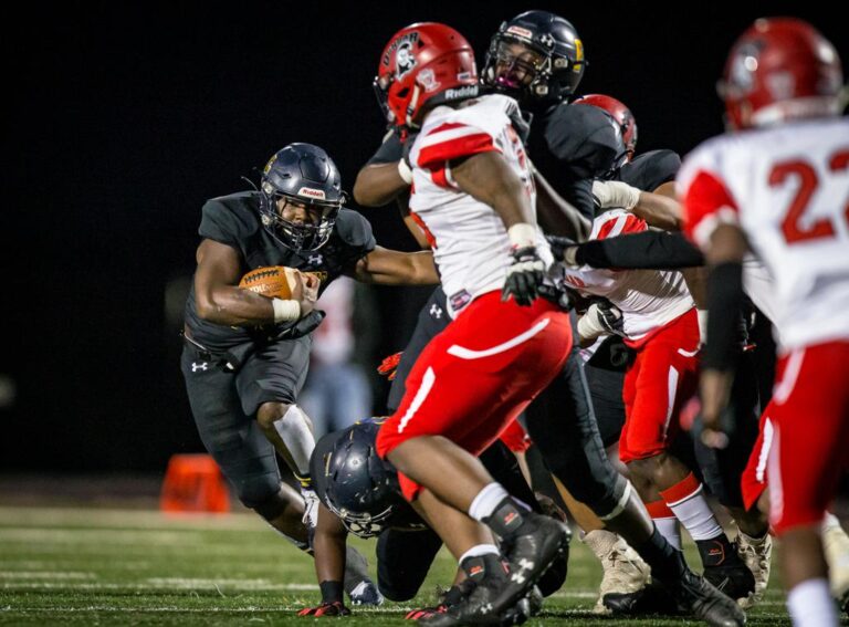 December 8, 2019: Photos from Dunbar vs. Friendship Collegiate - DCSAA AA Football Championship at Catholic University in Washington, D.C.. Cory Royster / Cory F. Royster Photography