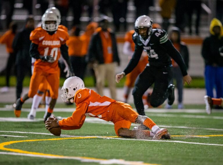 November 30, 2019: Photos from Coolidge vs. Maret - DCSAA Class A Championship at Calvin Coolidge High School in Washington, D.C.. Cory Royster / Cory F. Royster Photography