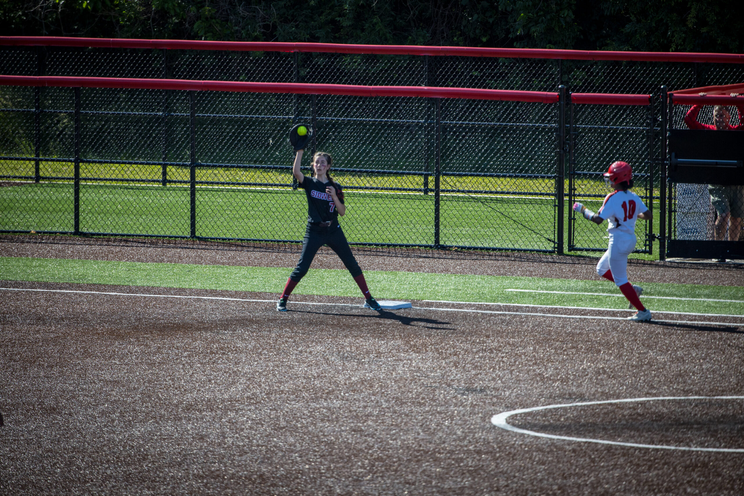Sidewell Base Catch